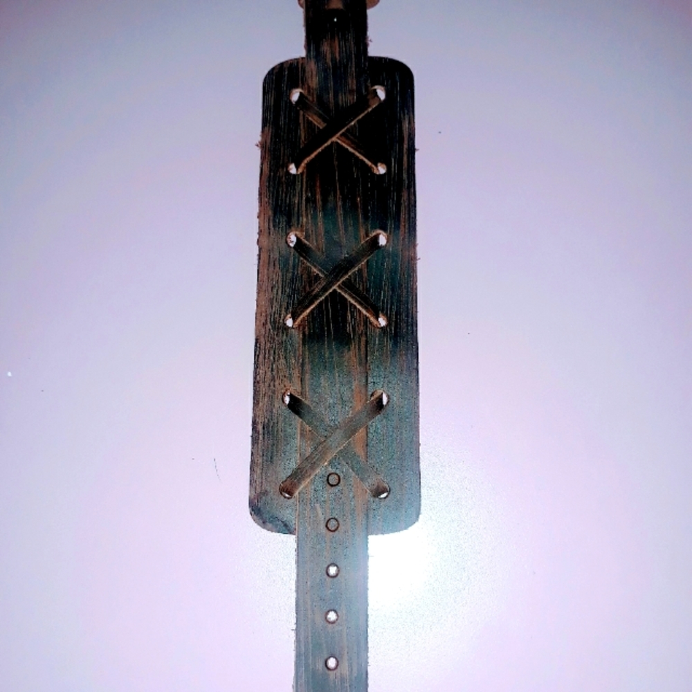 LEATHER HANDMADE MEN'S CUFF BAND WITH A BUCKLE BRAND NEW  HAVE 2